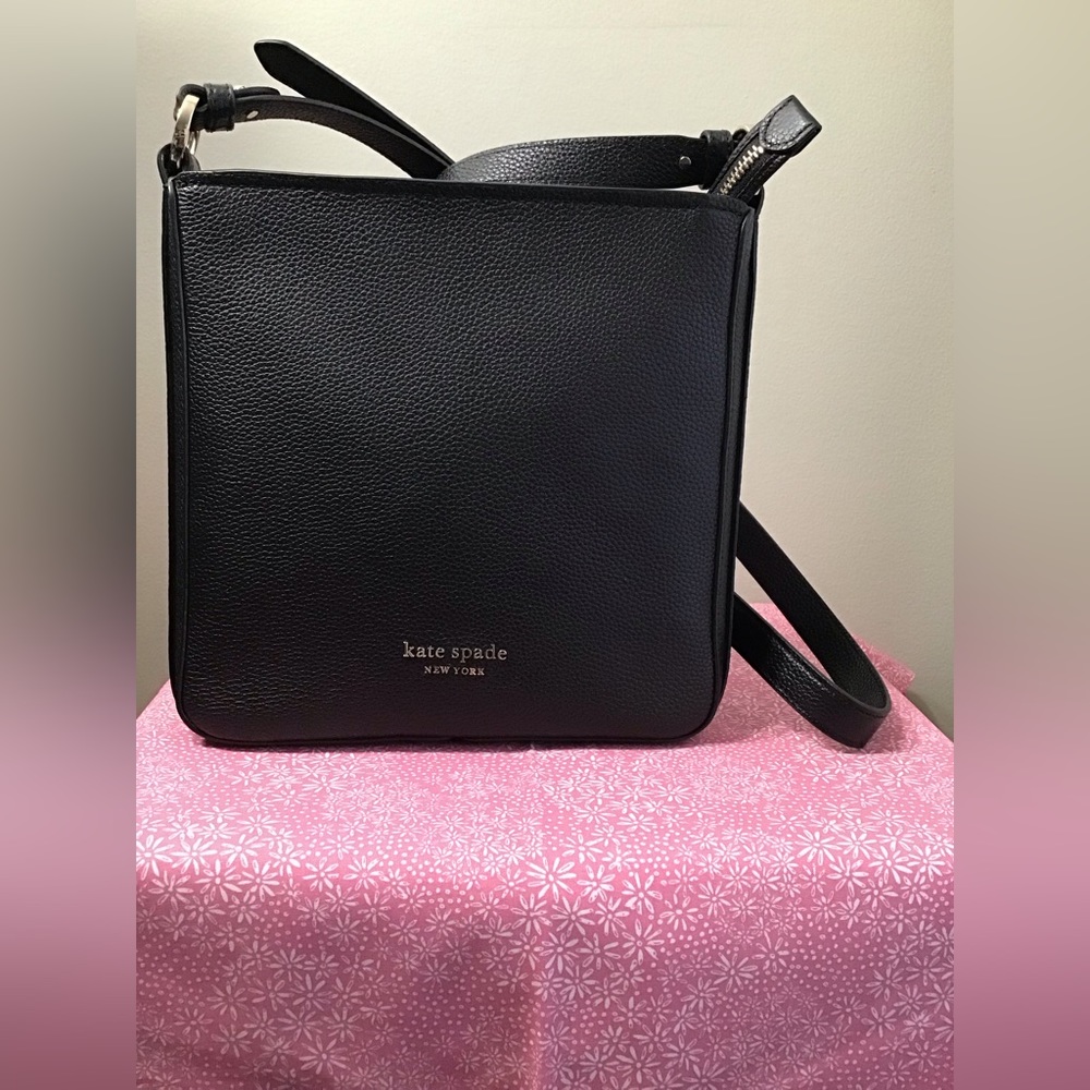 Kate Spade New York Hudson Small Messenger Bag